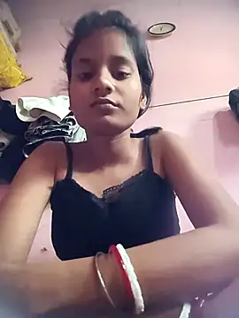 Hot Mayra  online show from 11/04/25, 06:28