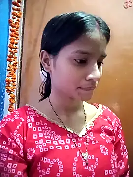 Hot Mayra  online show from 10/27/25, 07:31