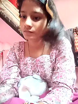 Snapshot of Hot_Mayra_ chatting on 10/24/25, 10:14 Hot Mayra  online show from 10/24/25, 10:14