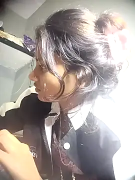 Hot Mayra  online show from 11/15/25, 04:55