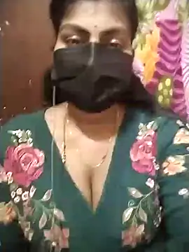 Snapshot of Nithiila chatting on 09/23/25, 08:21 Nithiila online show from 09/23/25, 08:21