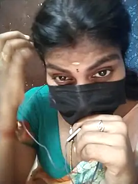 Snapshot of Nithiila chatting on 09/30/25, 08:09 Nithiila online show from 09/30/25, 08:09