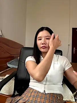 ruyi-13 online show from 09/28/25, 05:36