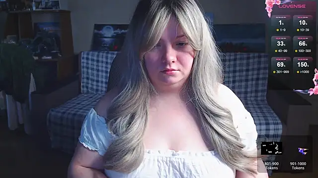 EmillyBones online show from 12/14/25, 11:16