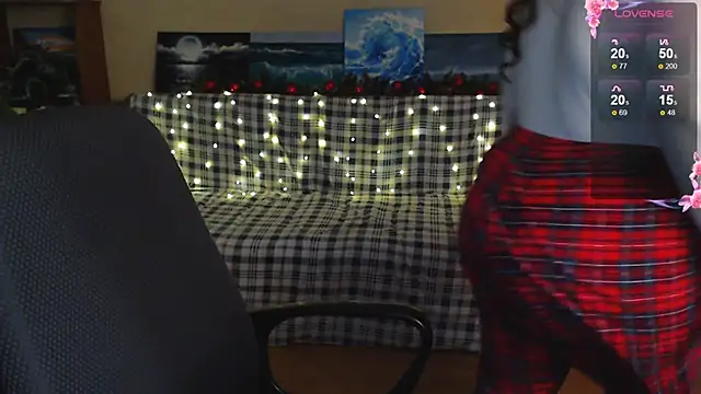 EmillyBones online show from 12/15/25, 02:23