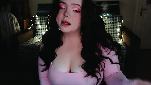 EmillyBones online show from 09/19/25, 07:07