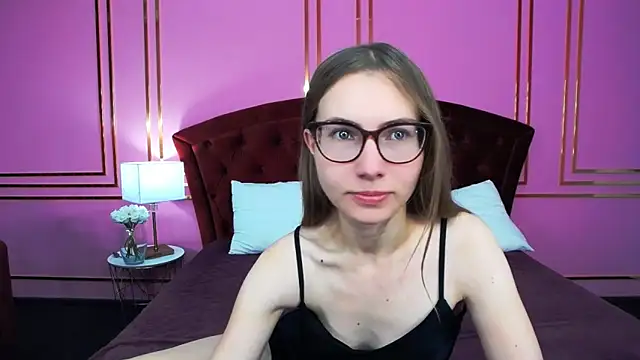 Snapshot of JessieJuss chatting on 11/12/25, 07:01 JessieJuss online show from 11/12/25, 07:01