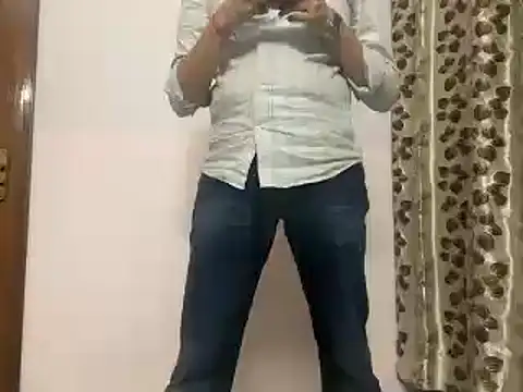 Snapshot of ind2537 chatting on 04/02/26, 09:16 ind2537 online show from 04/02/26, 09:16