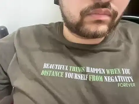 Snapshot of ind2537 chatting on 10/30/25, 06:16 ind2537 online show from 10/30/25, 06:16