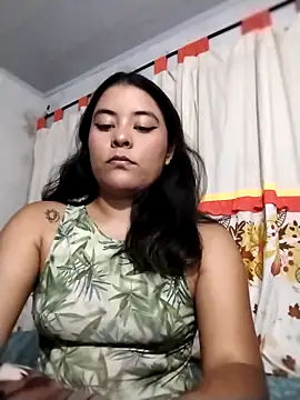 Snapshot of Iris___ chatting on 09/17/25, 06:59 Iris online show from 09/17/25, 06:59