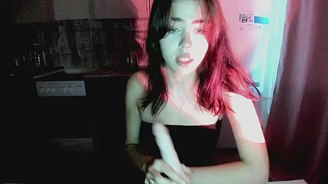 Snapshot of Kitty_Mila chatting on 10/01/25, 11:36 Kitty Mila online show from 10/01/25, 11:36