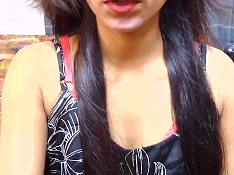 AlisaPari2007 online show from 10/03/25, 11:56