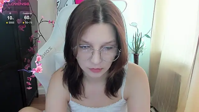 Snapshot of AudreyyKim chatting on 07/12/26, 08:15 AudreyyKim online show from 07/12/26, 08:15