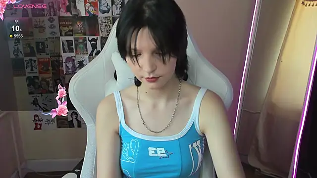 AudreyyKim online show from 10/29/25, 08:46