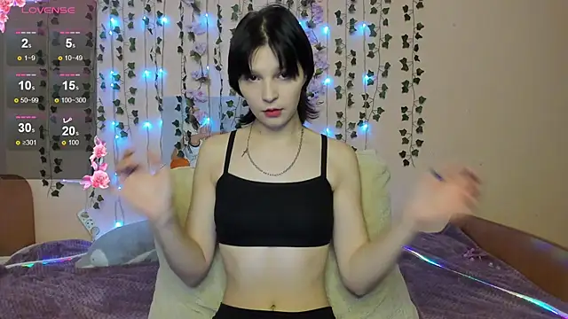 AudreyyKim online show from 11/15/25, 08:07