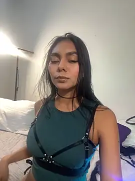 GiorgiaLuxee online show from 10/04/25, 10:11