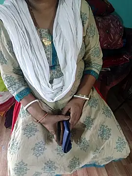 desi boudi87 online show from 04/14/26, 09:14