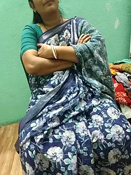 desi boudi87 online show from 02/28/26, 10:48