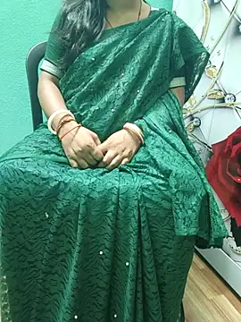 desi boudi87 online show from 09/26/25, 11:50