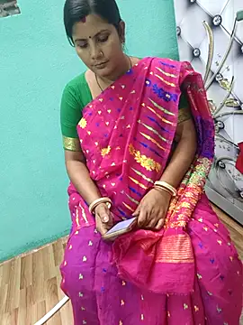 desi boudi87 online show from 10/12/25, 12:28