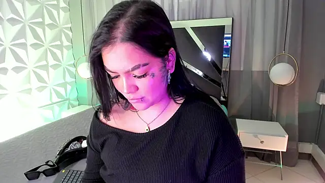 Snapshot of MAGIC_TESSA chatting on 12/20/25, 07:28 MAGIC TESSA online show from 12/20/25, 07:28