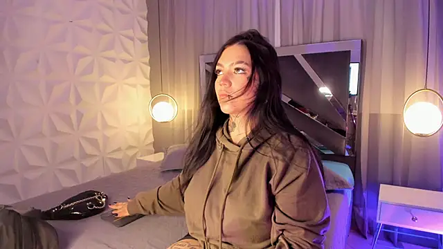 MAGIC TESSA online show from 10/27/25, 07:37