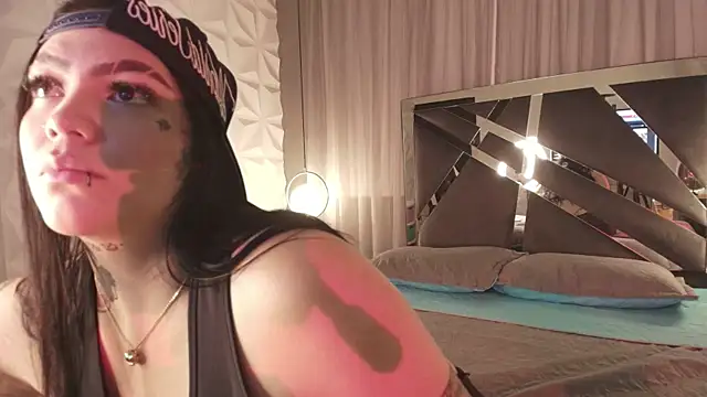 MAGIC TESSA online show from 10/14/25, 06:08