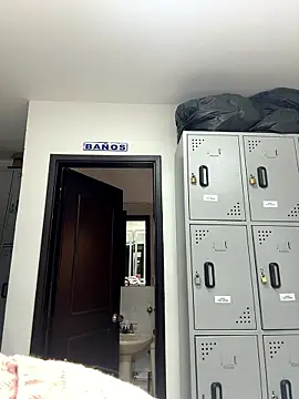 Snapshot of MAGIC_TESSA chatting on 01/13/26, 01:15 MAGIC TESSA online show from 01/13/26, 01:15