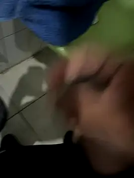 FromVnz online show from 10/28/25, 12:48