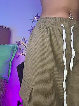 LindaWz  online show from 04/19/26, 08:04