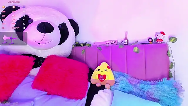 LindaWz  online show from 03/11/26, 07:24