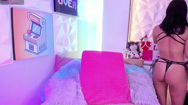 LindaWz  online show from 12/16/25, 04:06