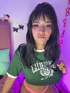 LindaWz  online show from 04/04/26, 08:10