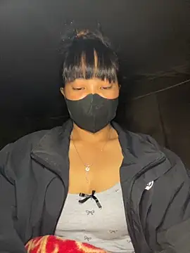 delwyn- online show from 11/29/25, 05:57