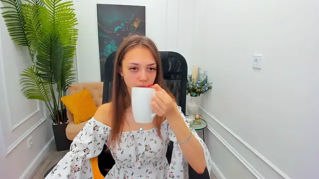 EmilyGraydis online show from 11/14/25, 04:16