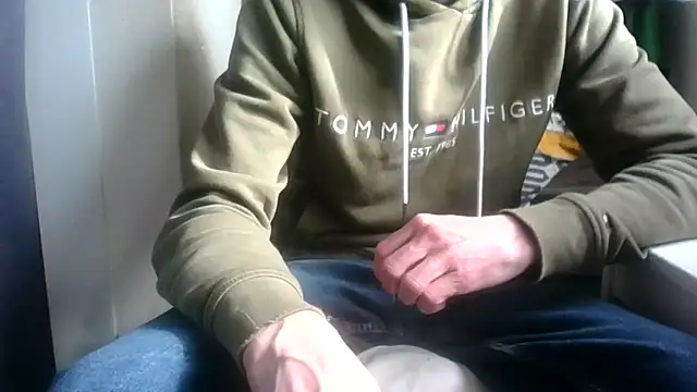 juju78jujuu online show from 04/18/26, 08:05