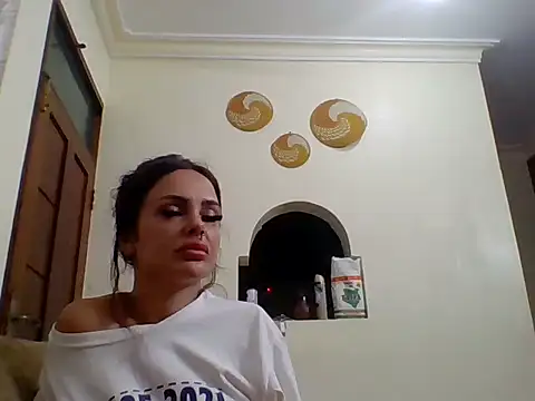 Hotsharwty online show from 01/14/26, 06:22