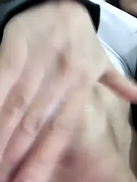 CHARLOTTE  05 online show from 11/17/25, 12:09