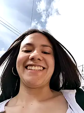 CHARLOTTE  05 online show from 10/11/25, 01:45