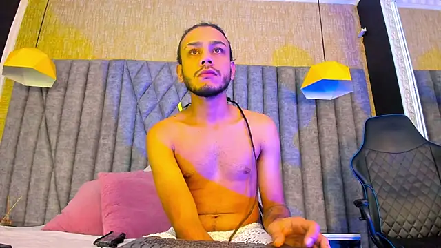 Boss Domiinator online show from 11/15/25, 03:43