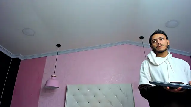 Boss Domiinator online show from 04/19/26, 11:11