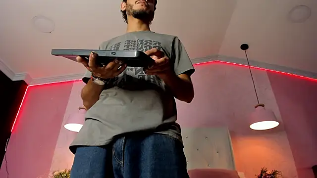 Boss Domiinator online show from 03/19/26, 12:05