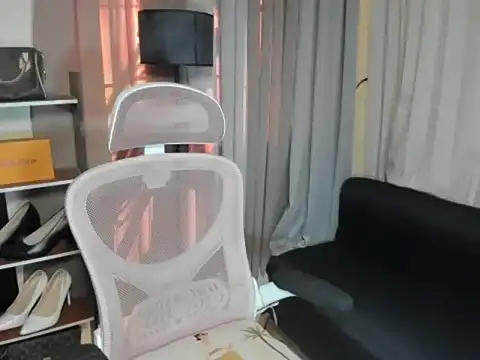 Seductive Margaux online show from 12/14/25, 08:09