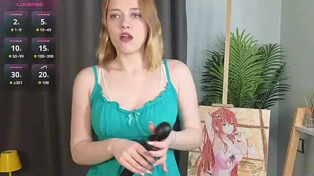 HollieCollelo online show from 12/16/25, 03:11