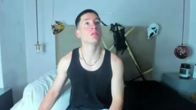 HunterHeat  online show from 10/24/25, 12:04