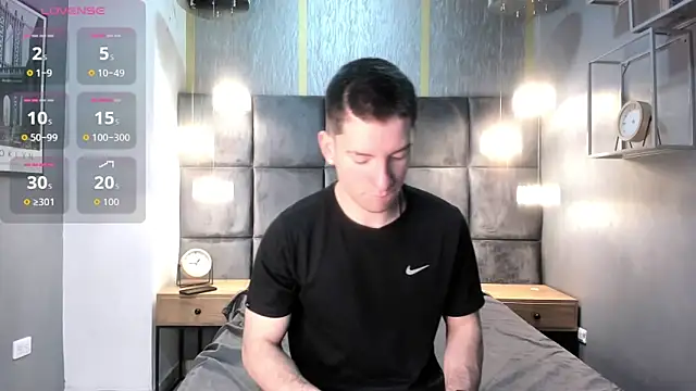 HunterHeat  online show from 12/03/25, 11:53