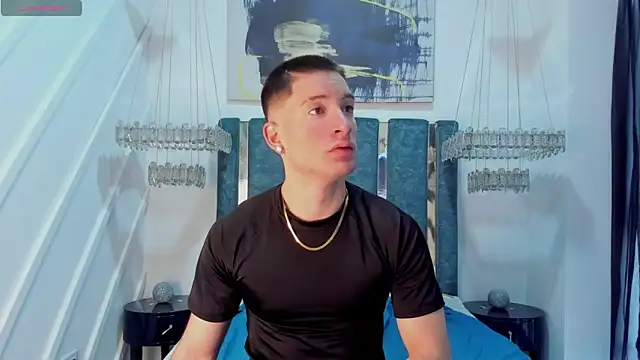 HunterHeat  online show from 12/05/25, 11:42