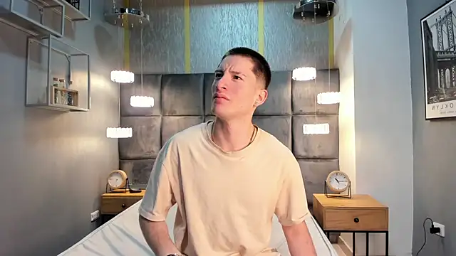 HunterHeat  online show from 11/12/25, 11:58