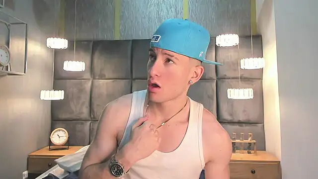 HunterHeat  online show from 11/26/25, 11:43