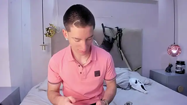 HunterHeat  online show from 11/01/25, 11:48